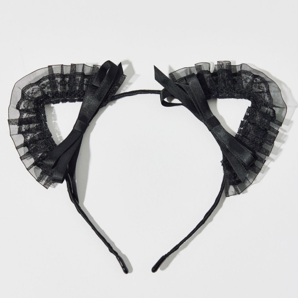 Urban Outfitters Lacey Cat Bow Headband in Black | NEW - Picture 1 of 6
